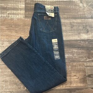 Wrangler Men's 20X Competition Relaxed Fit Jean Bottoms 33X34